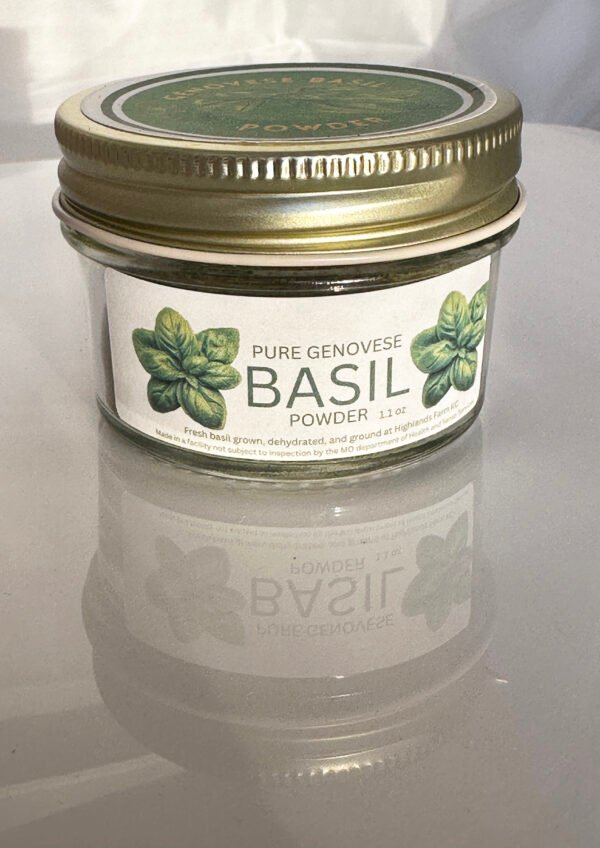 Basil powder, product image, culinary basil, dust, genovese